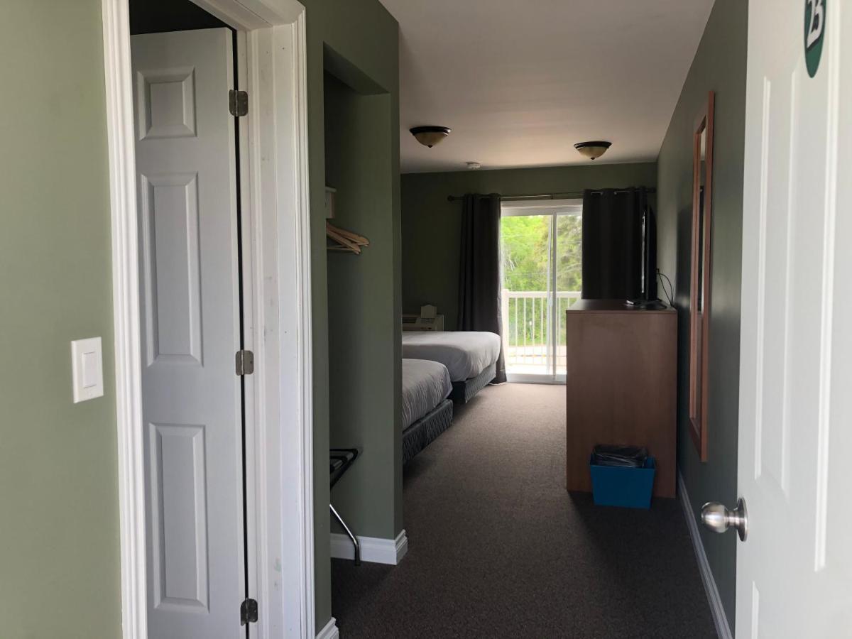 Escarpment Heights Motel Tobermory Εξωτερικό φωτογραφία