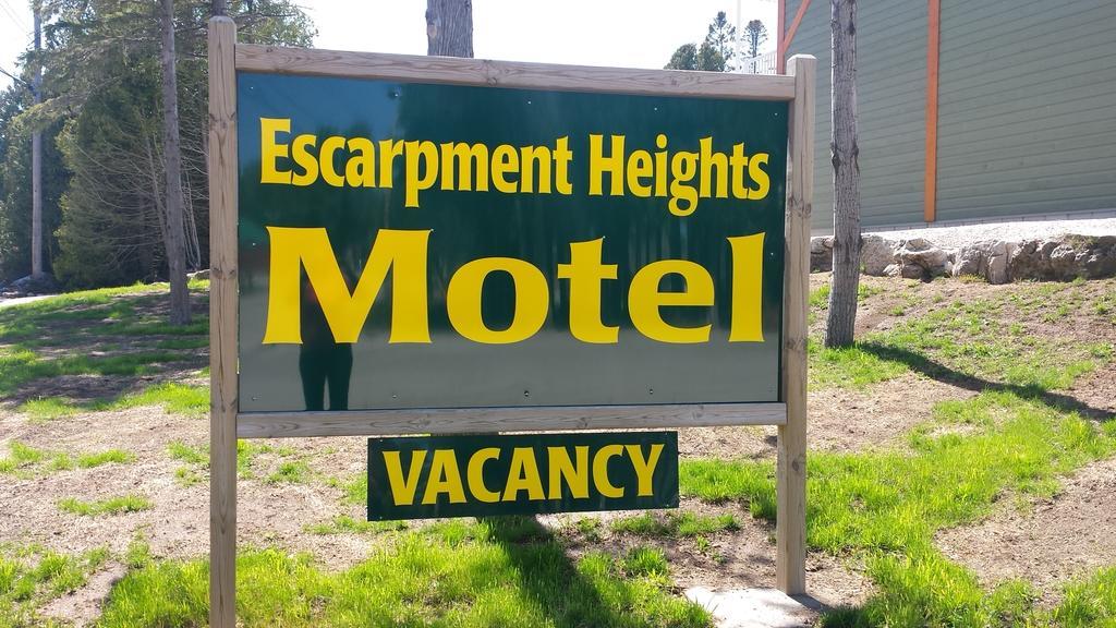Escarpment Heights Motel Tobermory Εξωτερικό φωτογραφία
