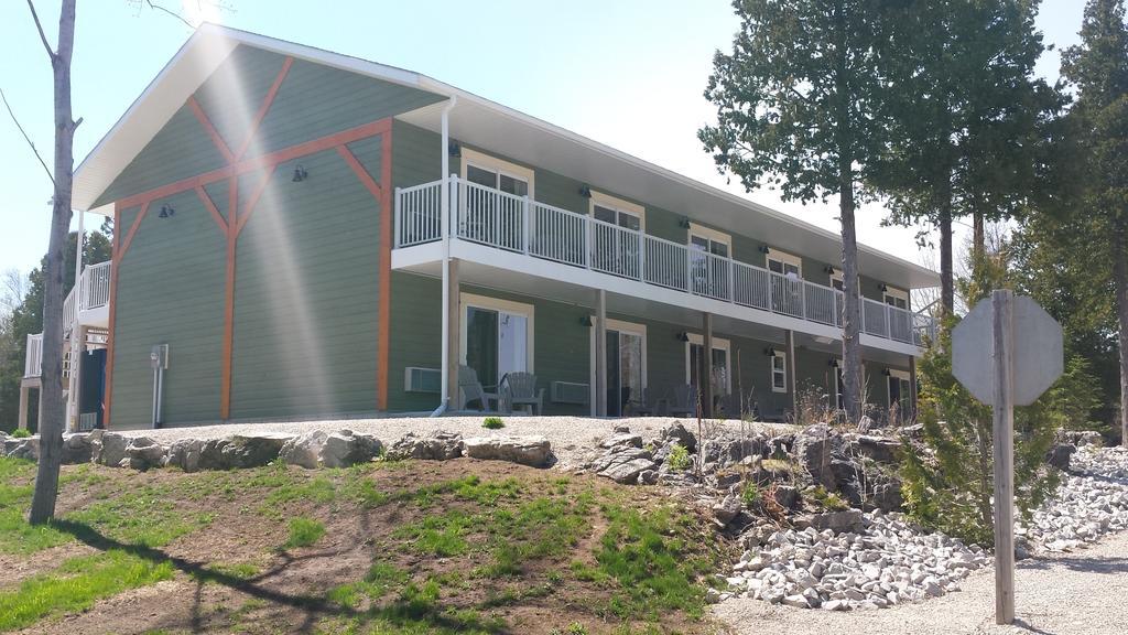 Escarpment Heights Motel Tobermory Εξωτερικό φωτογραφία