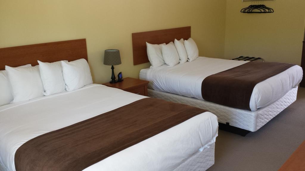 Escarpment Heights Motel Tobermory Εξωτερικό φωτογραφία
